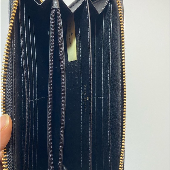 KATE SPADE BLACK LEATHER SATCHEL &NEDA WALLET SET - Picture 8 of 9